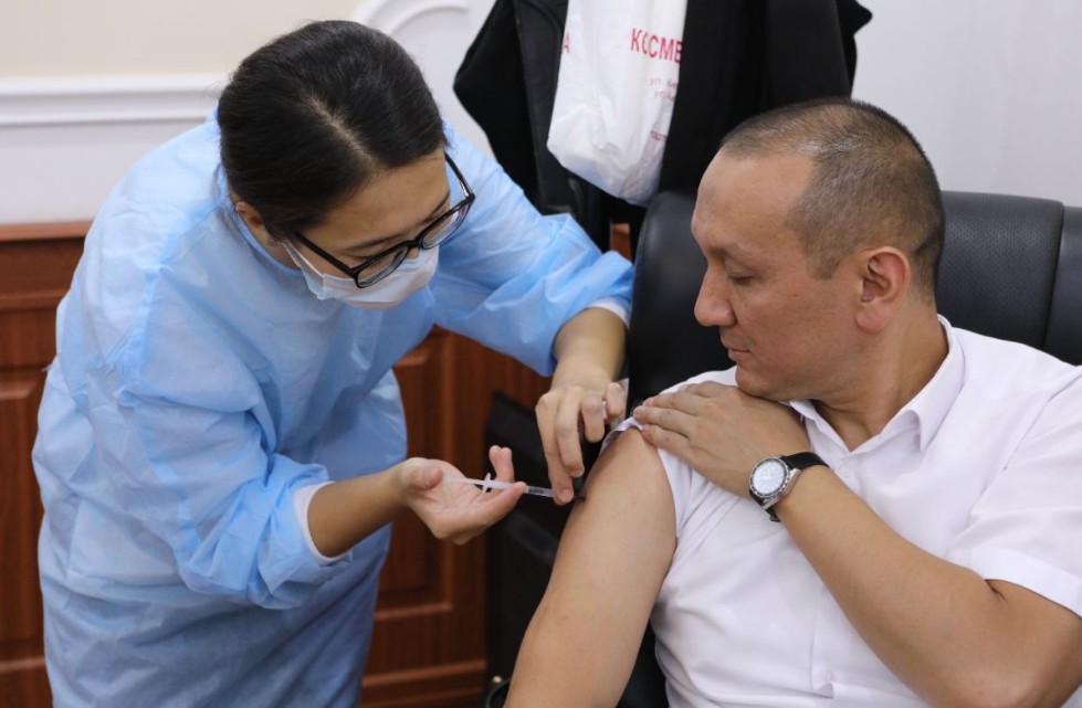 Можно ли сделать прививку от коронавируса иностранцу в России?