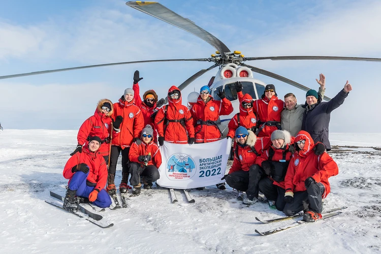 Учащиеся московских школ и колледжей вернулись из Большой арктической экспедиции