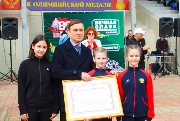 Виталий Очкаласов рассказал, как оснащен стадион «Юность» в городе Кропоткине