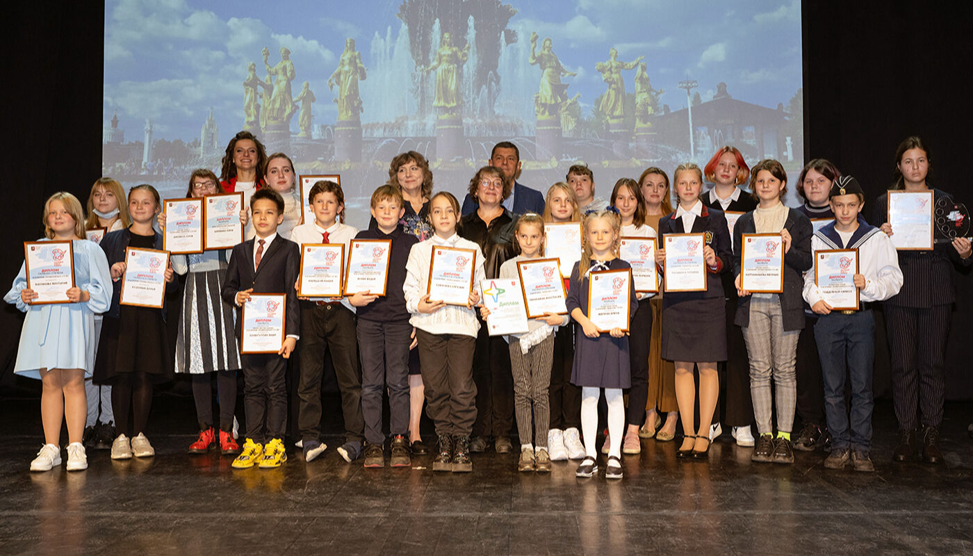 Почти 3,5 тысячи работ прислали юные москвичи на юбилейный конкурс «Наследие моего района»